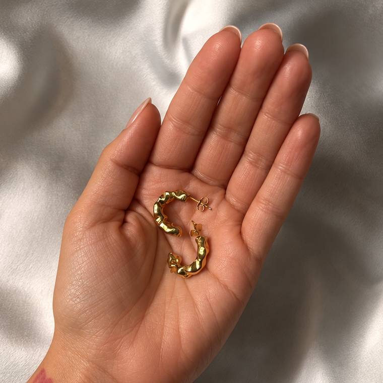 Aimless Gold Chunky Hoop Earrings